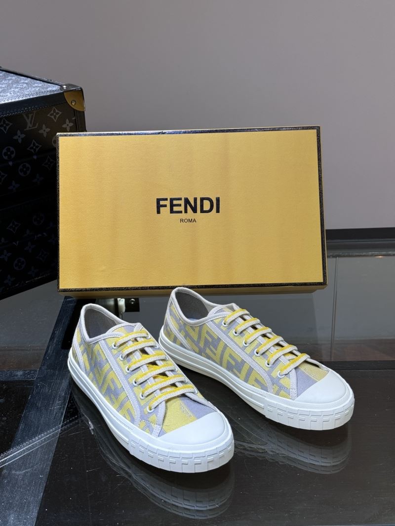 Fendi Low Shoes